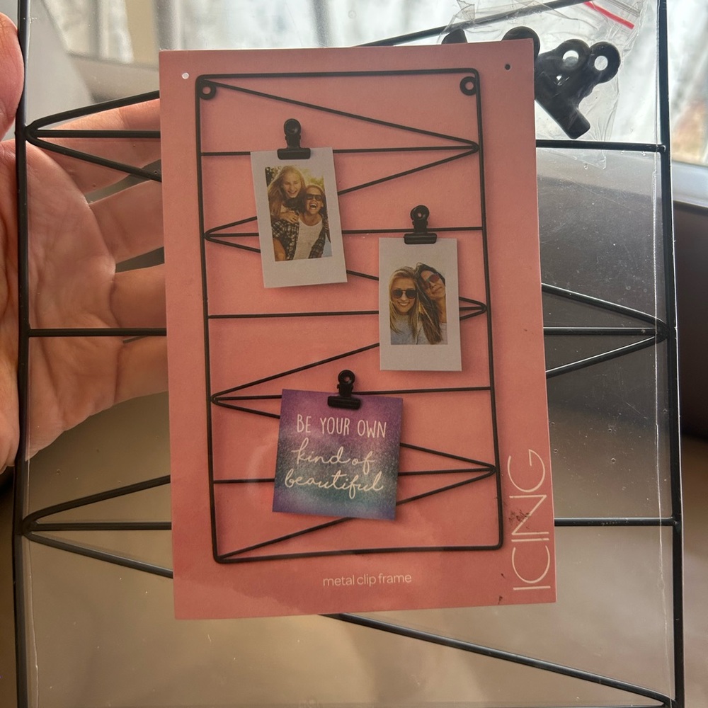 Icing Black Metal Photo Display Frame - Picture 10 of 12